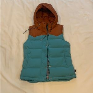 Women’s Down Patagonia Vest.  Excellent condition